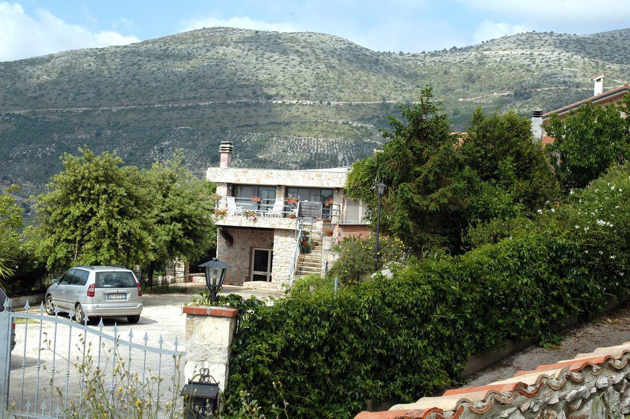 B&B La Vecchia Scuola Sonnino Bagian luar foto