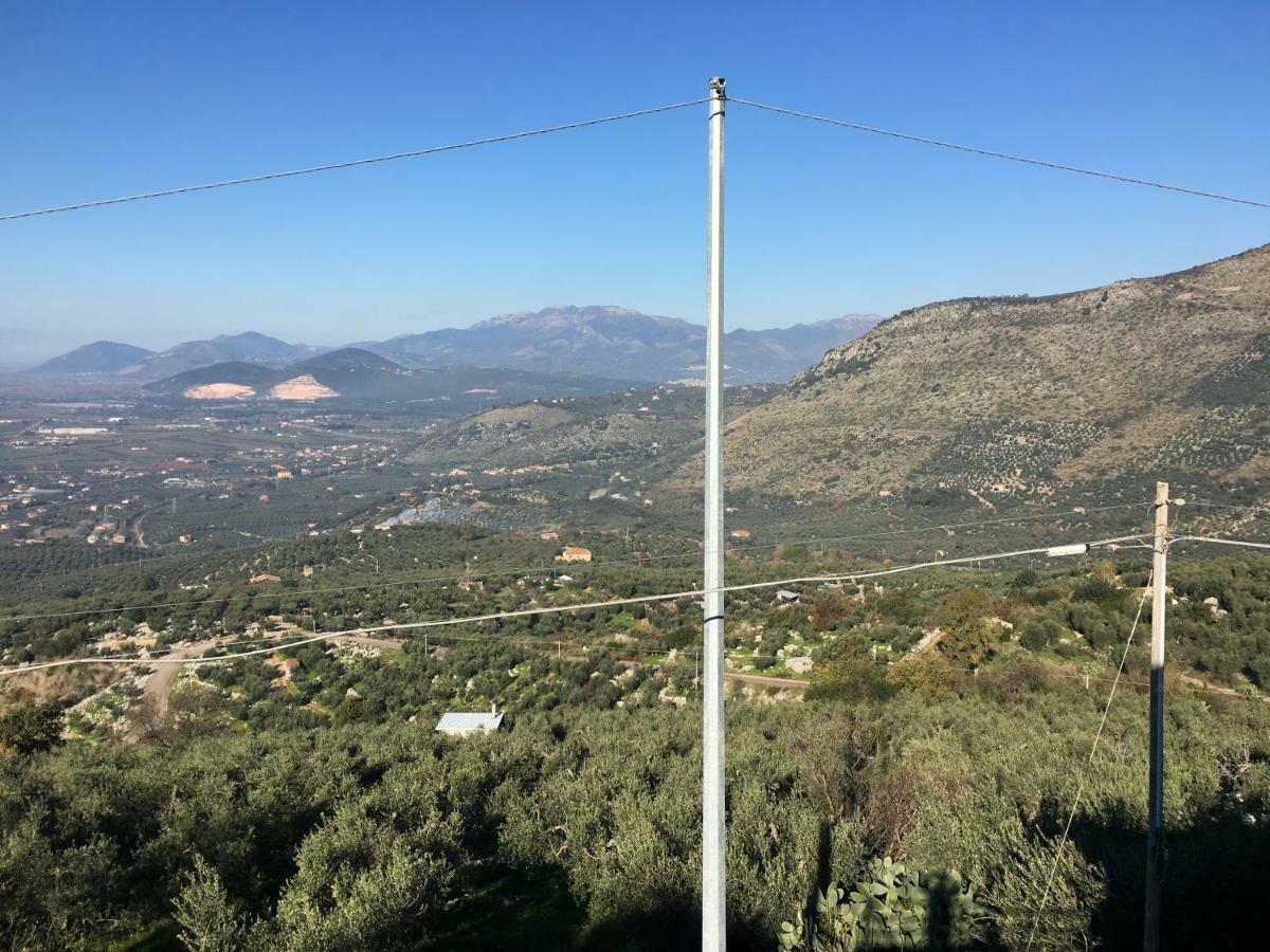 B&B La Vecchia Scuola Sonnino Bagian luar foto