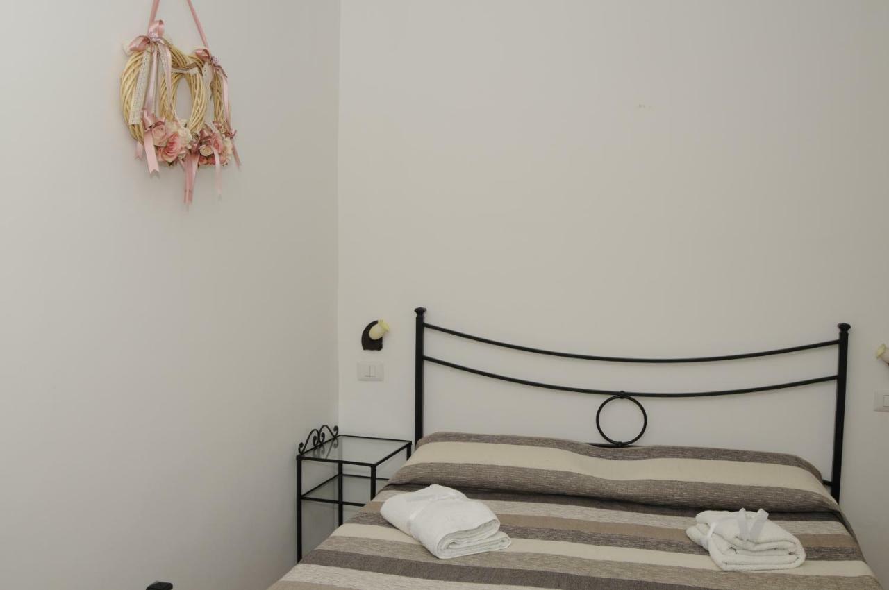 B&B La Vecchia Scuola Sonnino Bagian luar foto